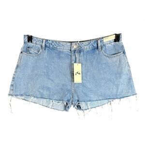 NWT Women's Rusty Ellis Low Rise Light Denim Cut Off Shorts Size 12 - $60 Retail